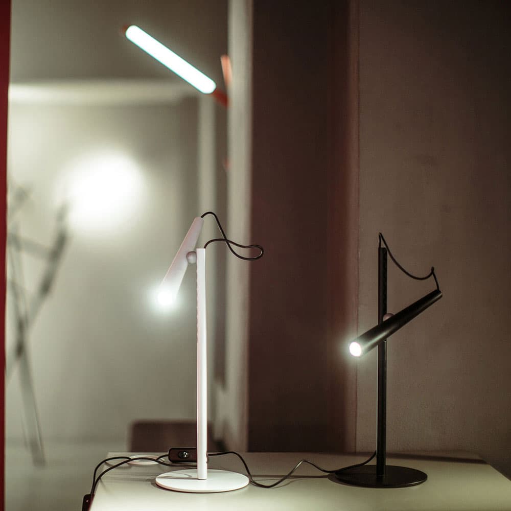 Magneto Table Lamp by Foscarini