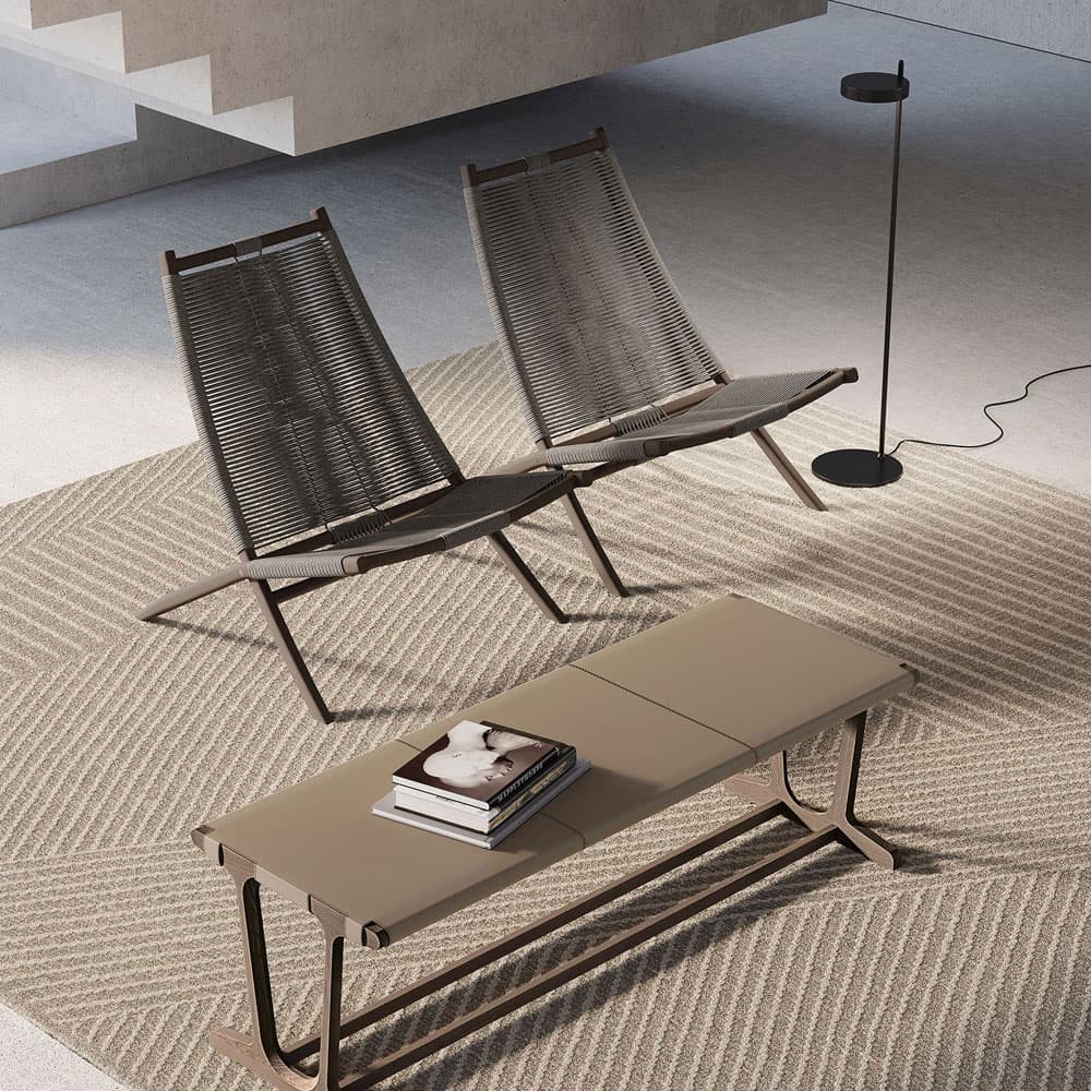 Huli Lounger by Frigerio