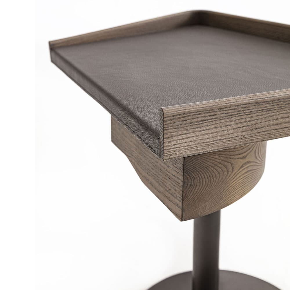 Lev Bedside Table by Frigerio