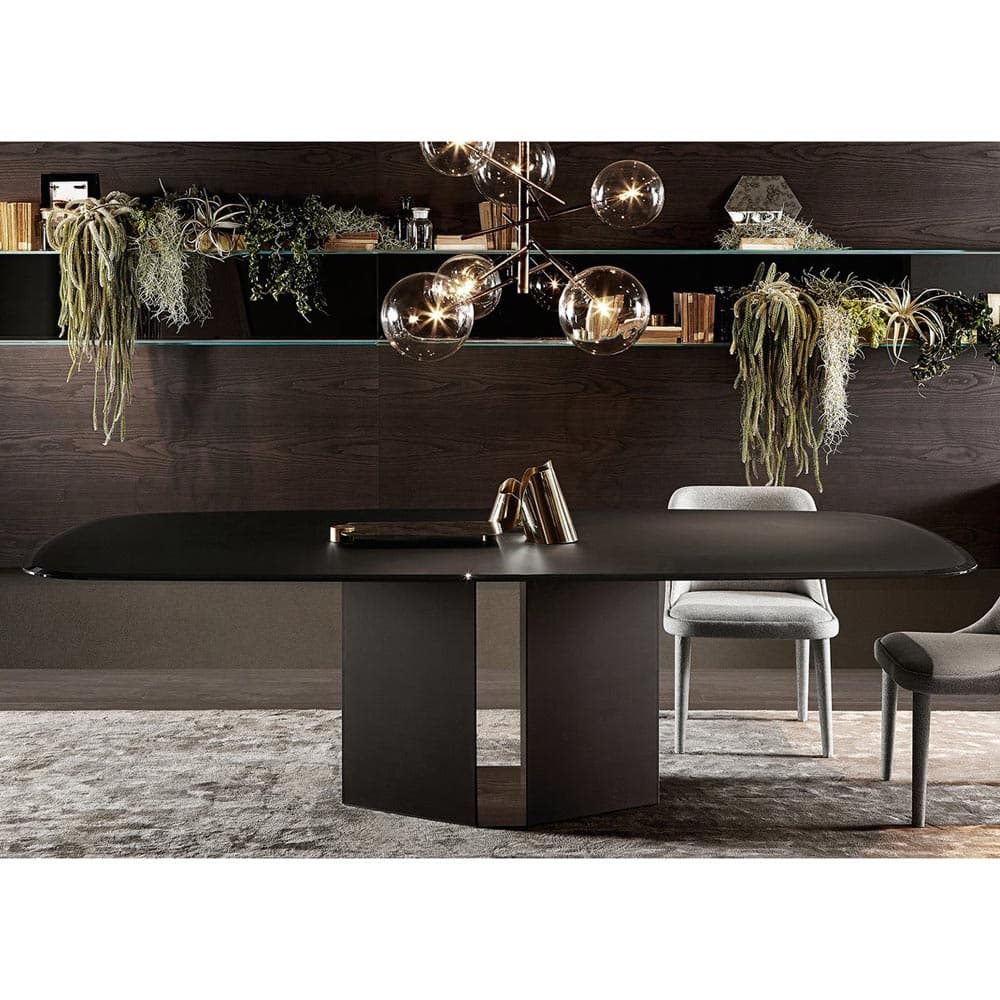 Eyl Dining Table by Gallotti & Radice