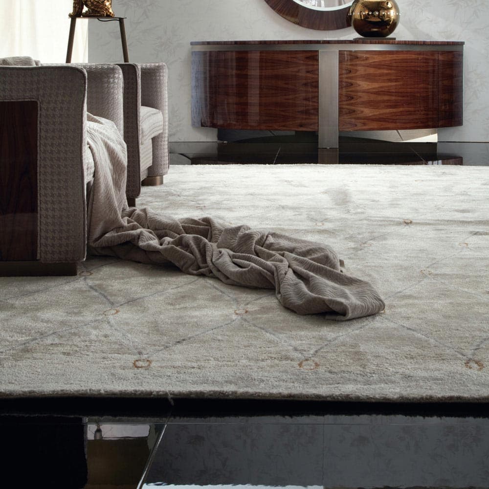 Coliseum Victorius Rug by Giorgio Collection