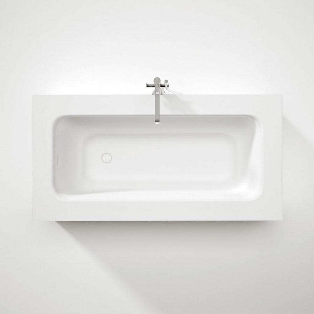 Equal Bathtub by Idea Group
