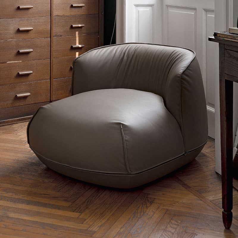 Brioni Lounger by Kristalia