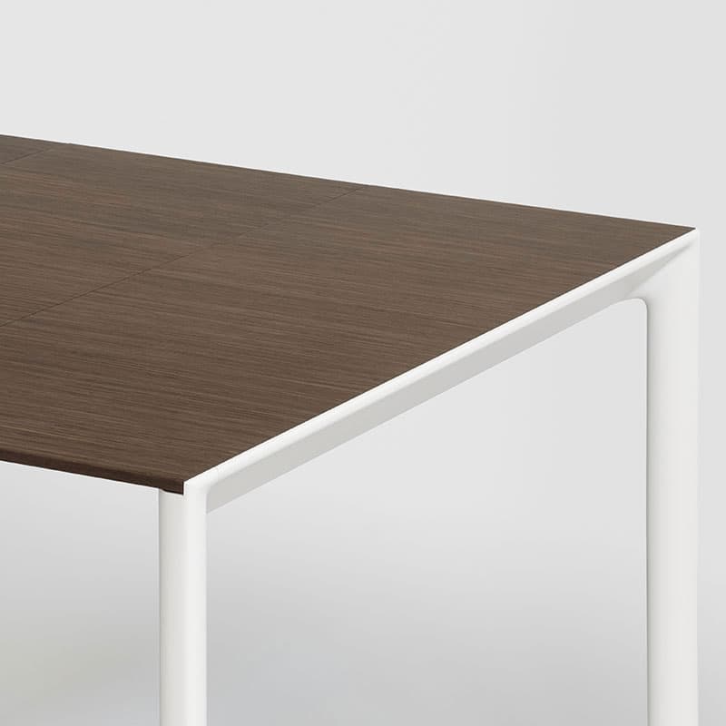 Maki Dining Table by Kristalia