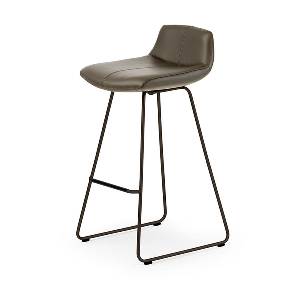 Caron Bar Stool by Leolux