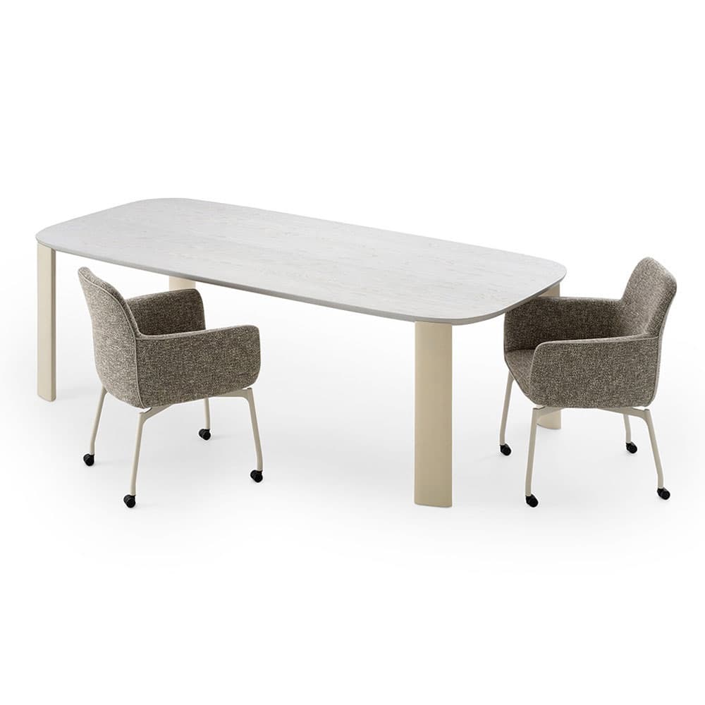 Tico Dining Table by Leolux