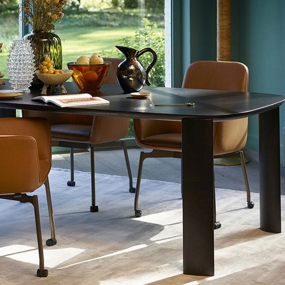 Tico Dining Table by Leolux