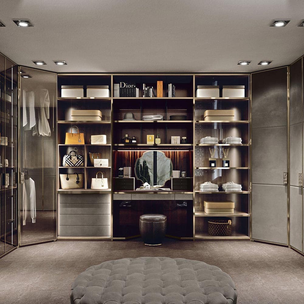 Atelier Walk In Closet by Longhi