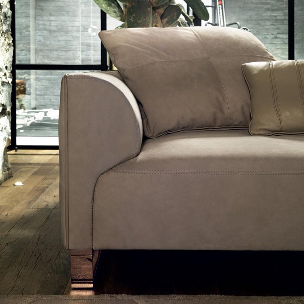 Fold Sofa by Longhi