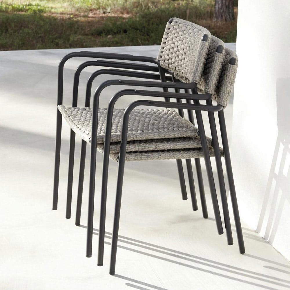 Echo Outdoor Armchair by Manutti