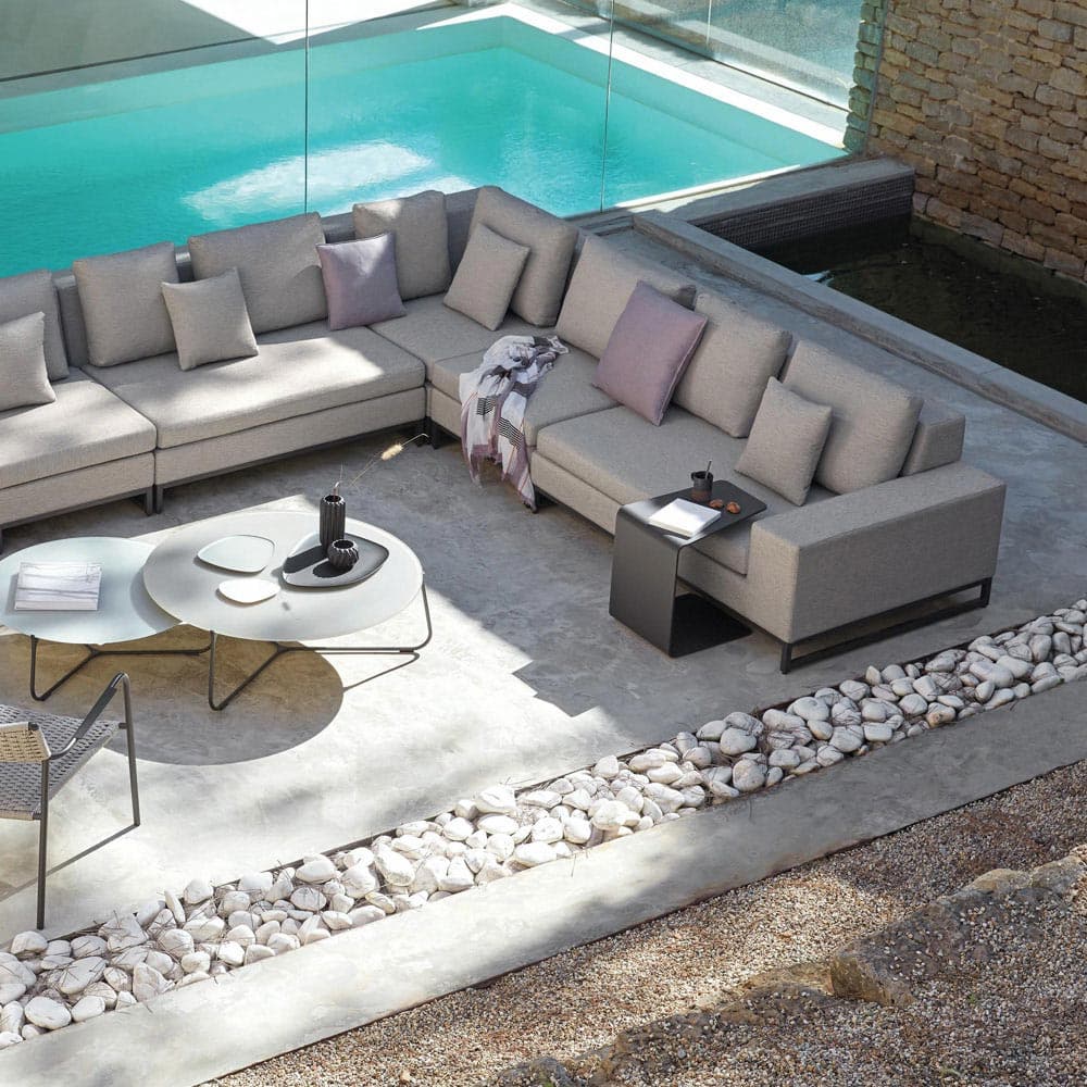 Echo Outdoor Armchair by Manutti