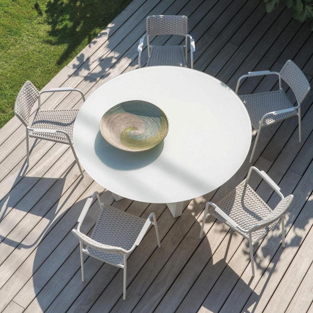 Echo Outdoor Armchair by Manutti