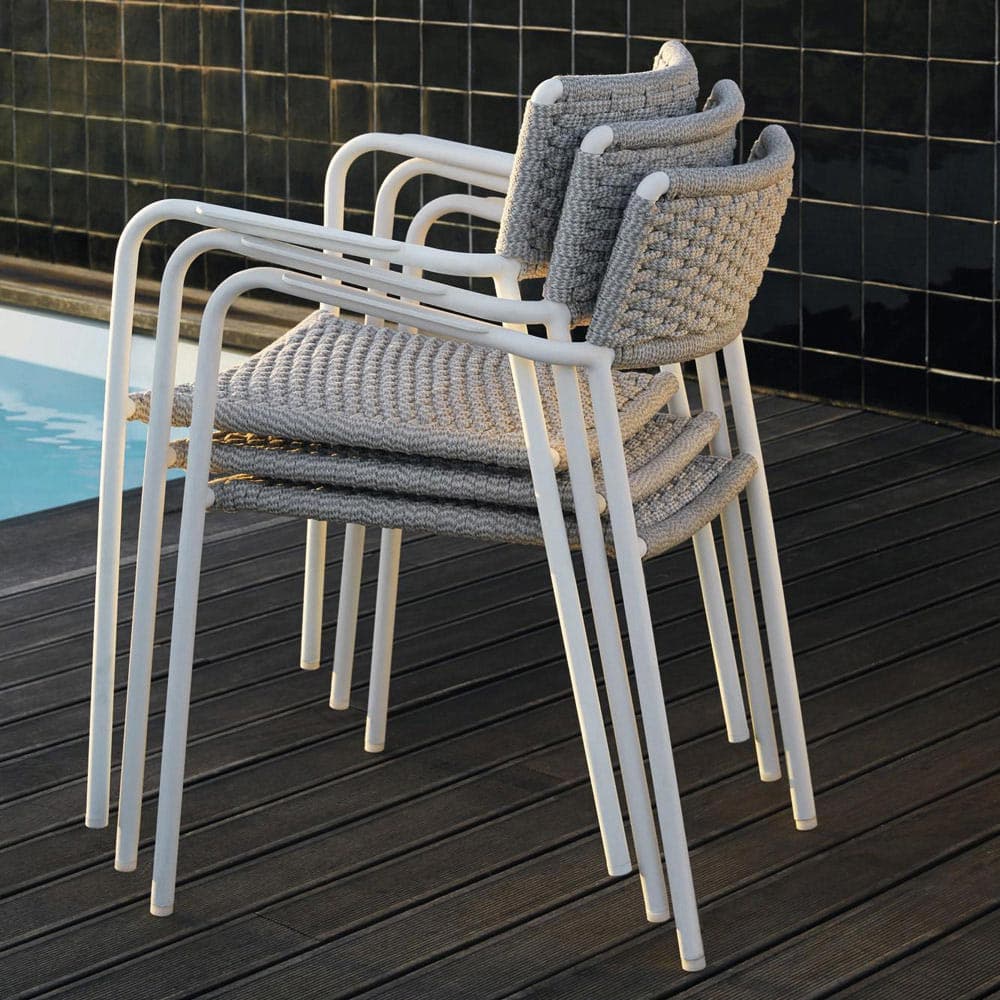 Echo Outdoor Armchair by Manutti