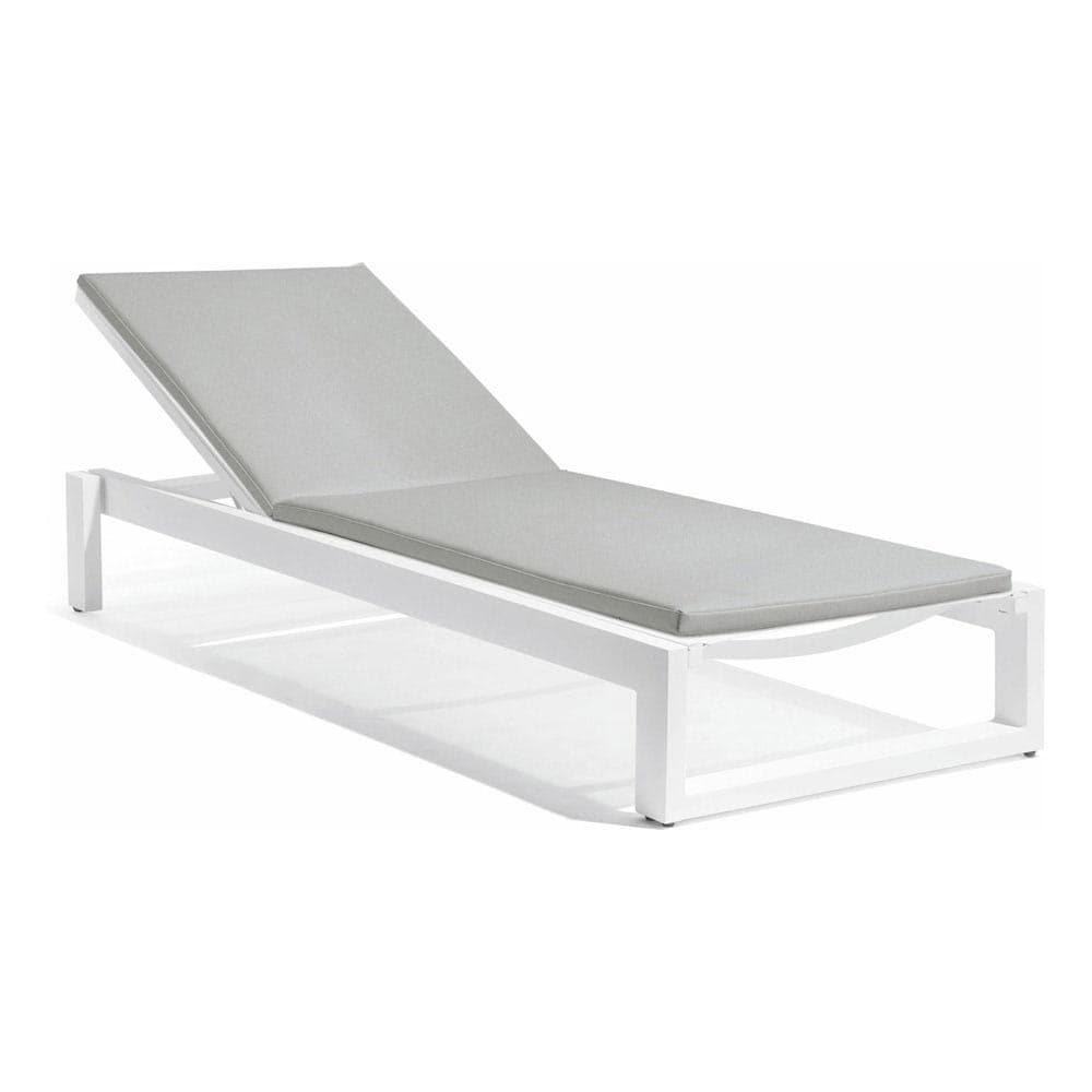 Fuse Sun Lounger by Manutti