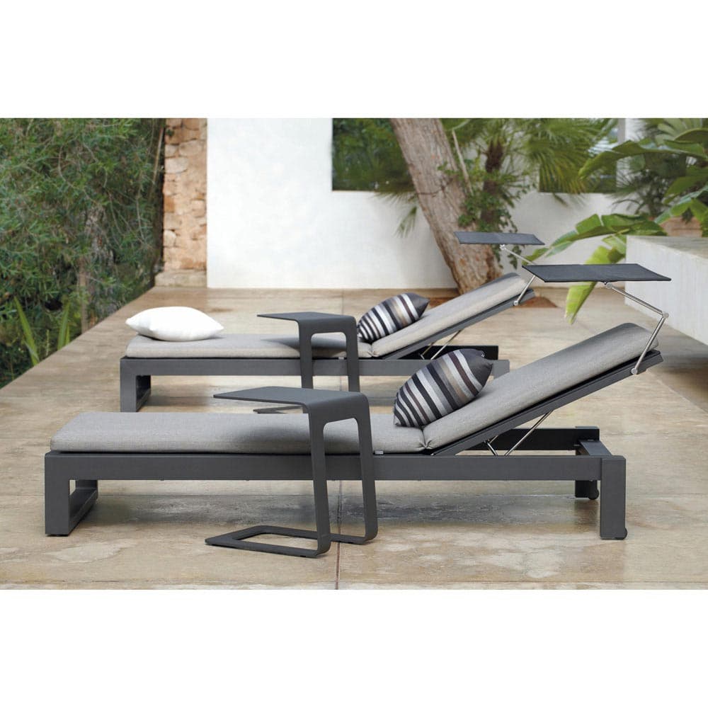 Fuse Sun Lounger by Manutti