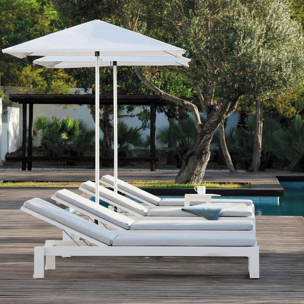 Fuse Sun Lounger by Manutti