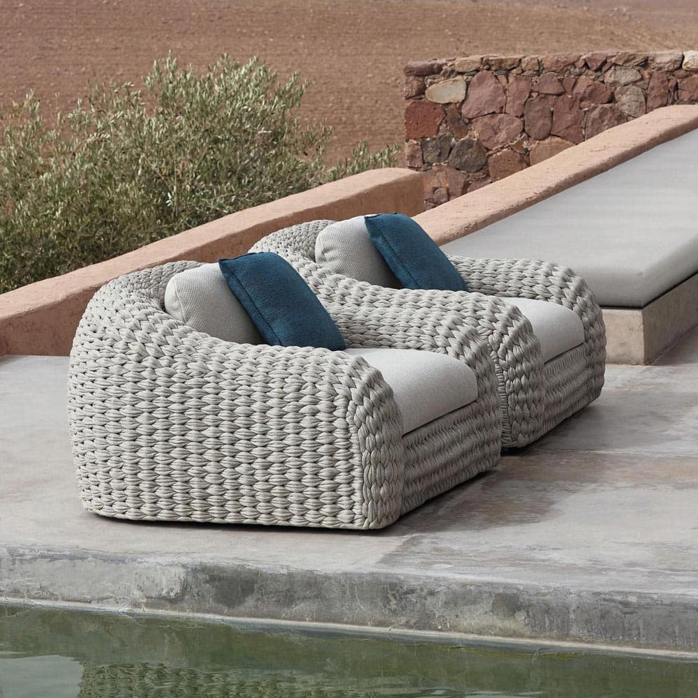 Kobo Outdoor Lounge by Manutti