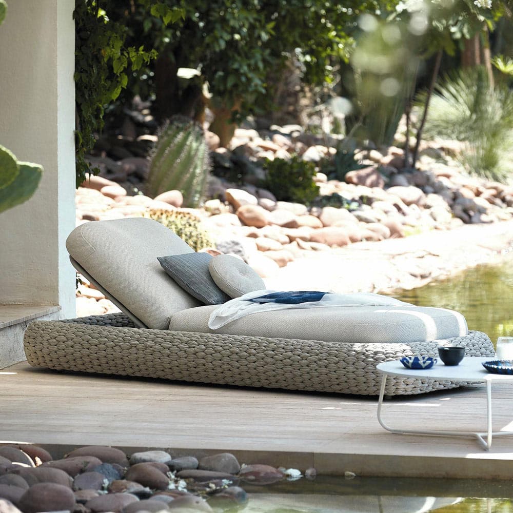 Kobo Sun Lounger by Manutti