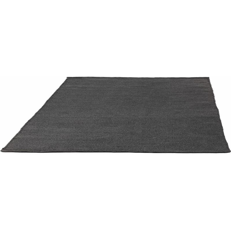 Linear Outdoor Rug by Manutti