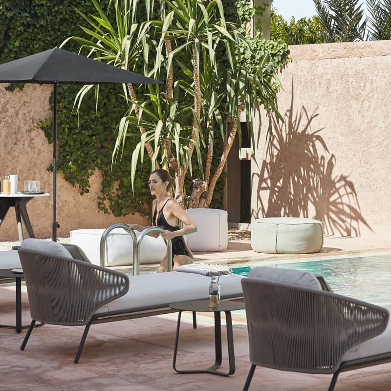 Radoc Sun Lounger by Manutti