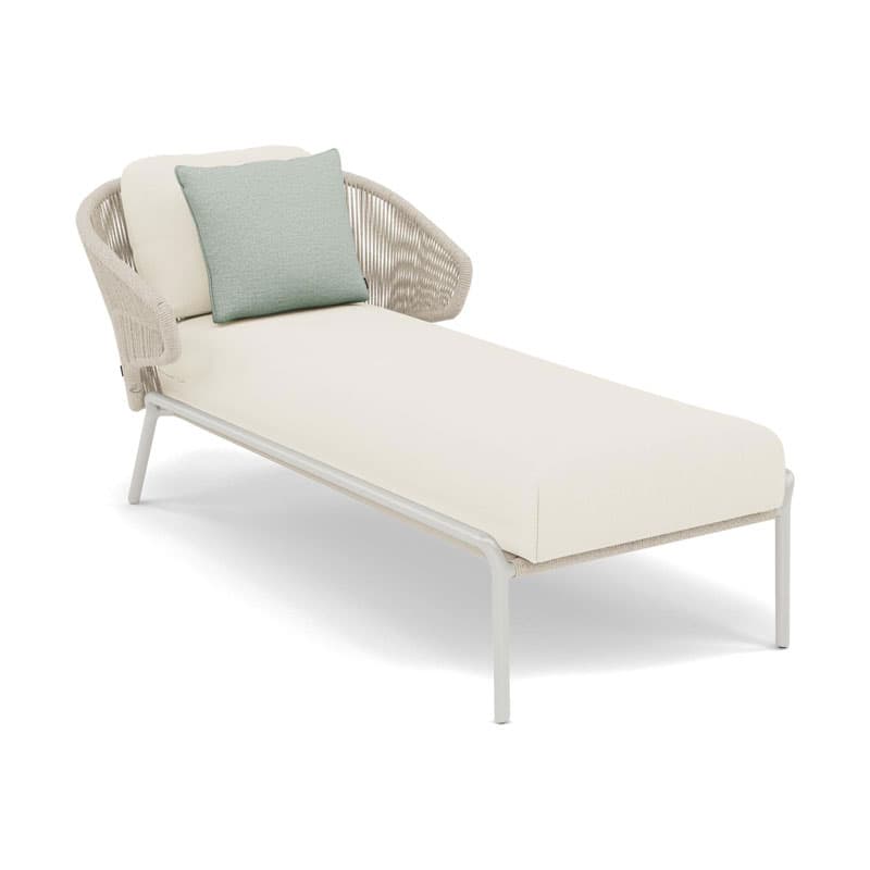 Radoc Sun Lounger by Manutti