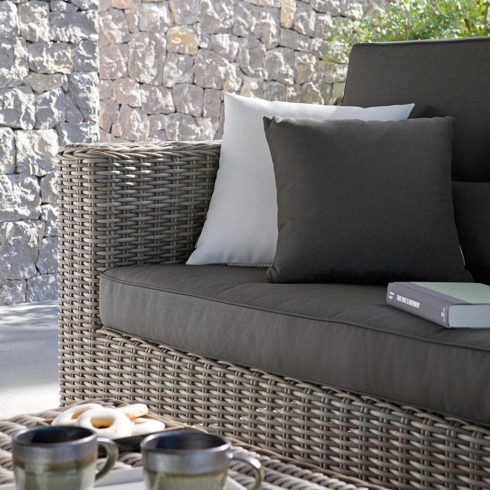 San Diego Outdoor Sofa by Manutti