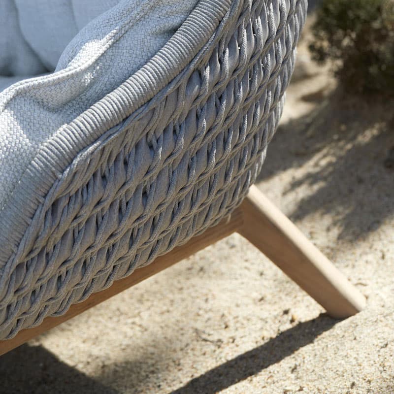 Sandua Outdoor Lounge by Manutti