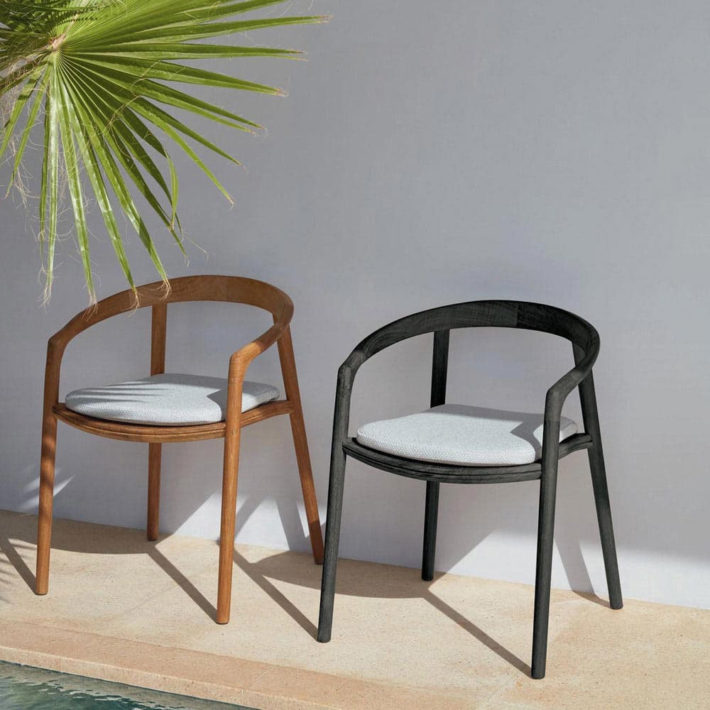 Solid Outdoor Armchair by Manutti