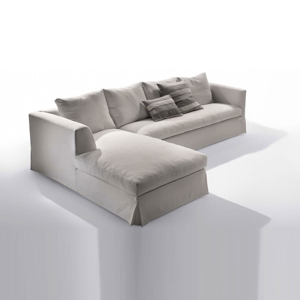 Metro Sofa by Marac