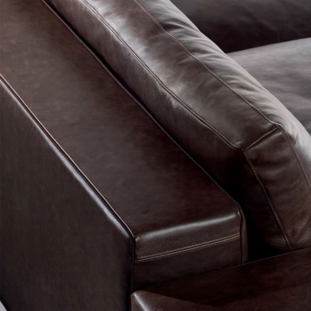 Metropoli Sofa by Marac