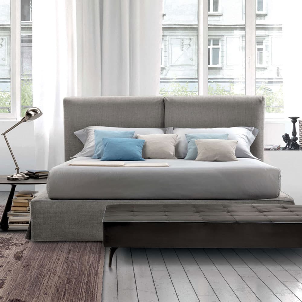 Wu Double Bed by Marac