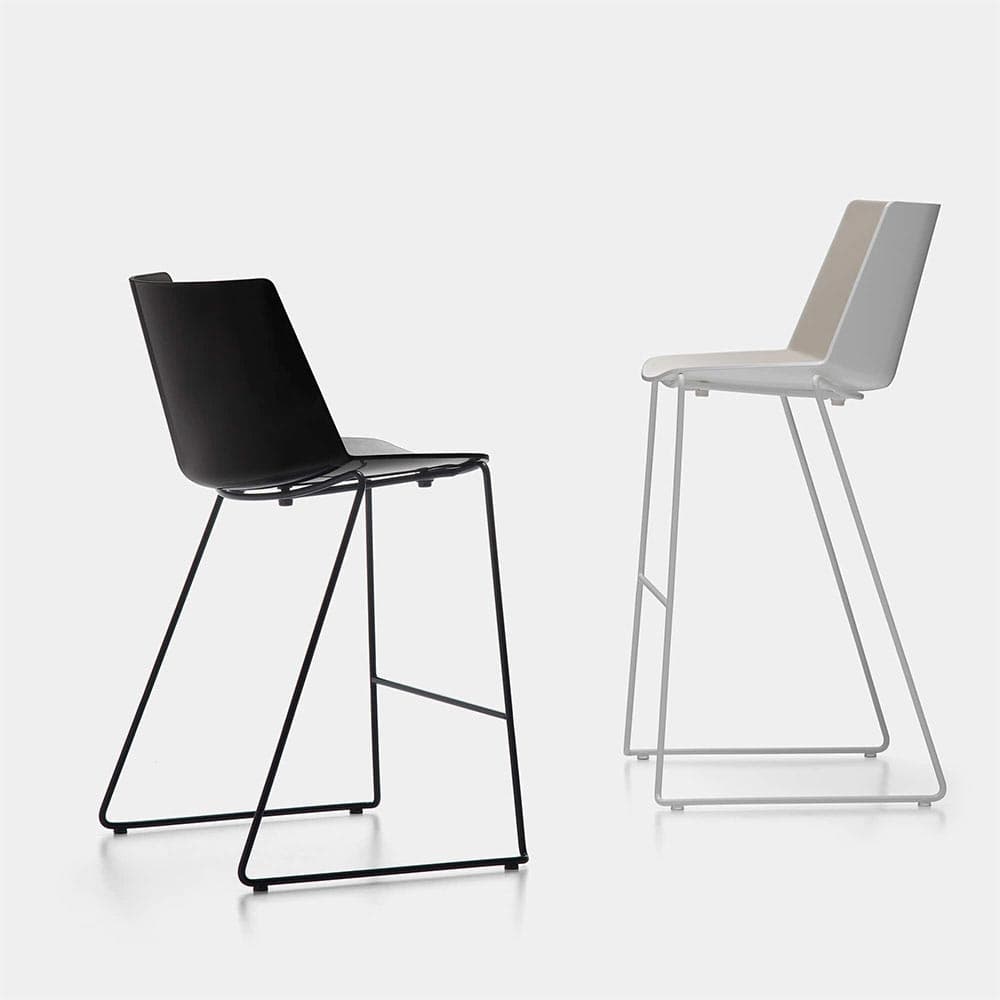 Aiku Bar Stool by Mdf Italia