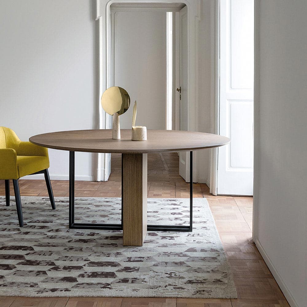 Plinto Dining Table by Meridiani