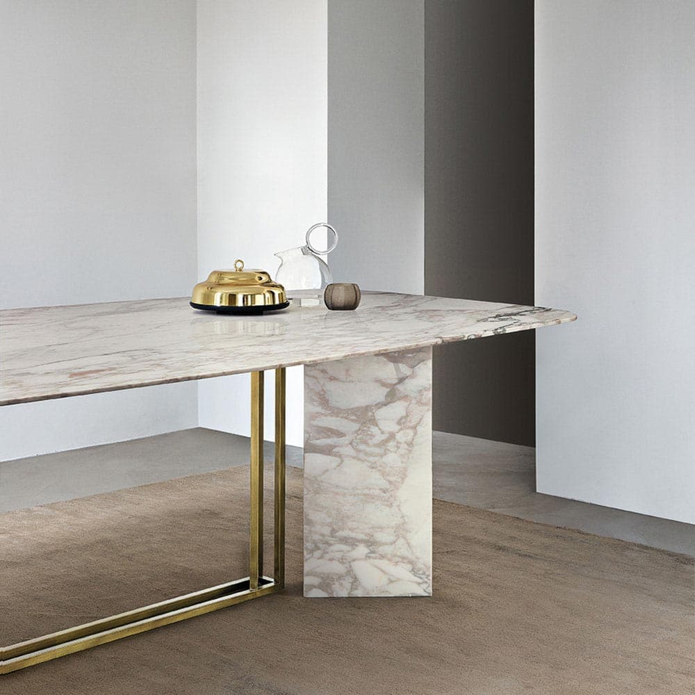 Plinto Dining Table by Meridiani