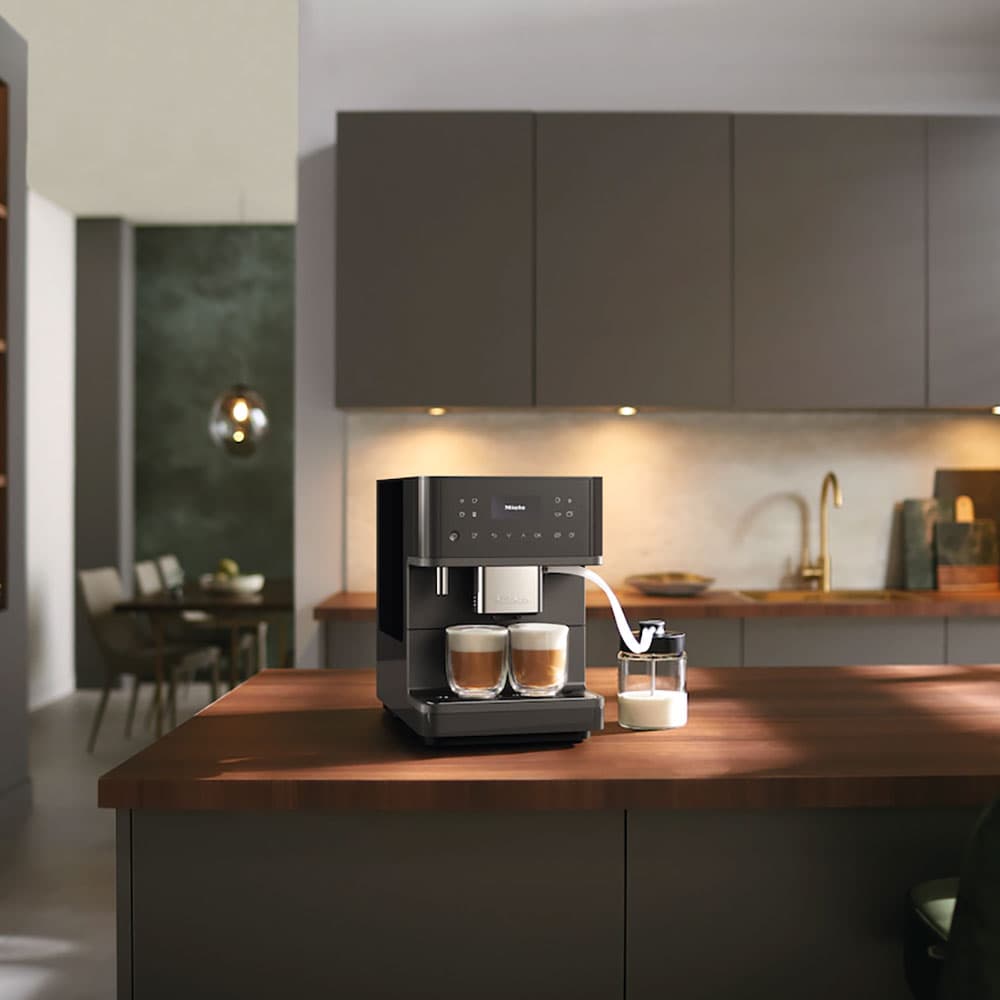 Cm 6560 Milkperfection Countertop Expresso Machine by Miele