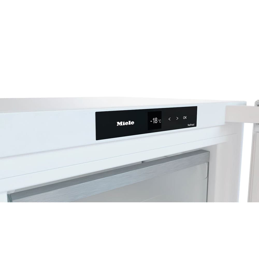 Fn 4322 E Freestanding Fridge & Freezer by Miele