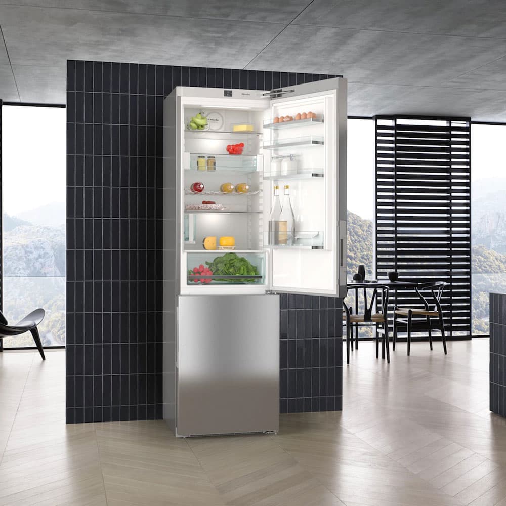 Kfn 29493 De Edtcs Freestanding Fridge & Freezer by Miele