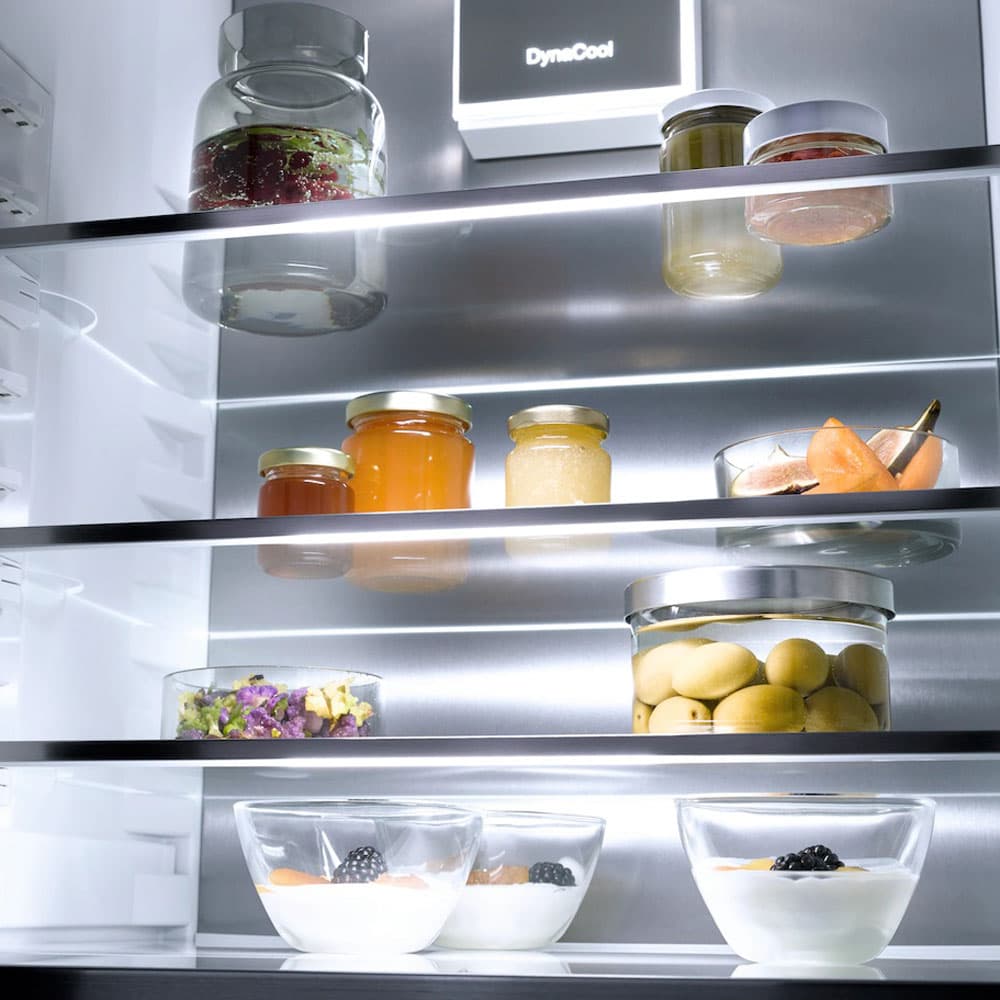 Kfn 7764 D Built-In Fridge & Freezer by Miele