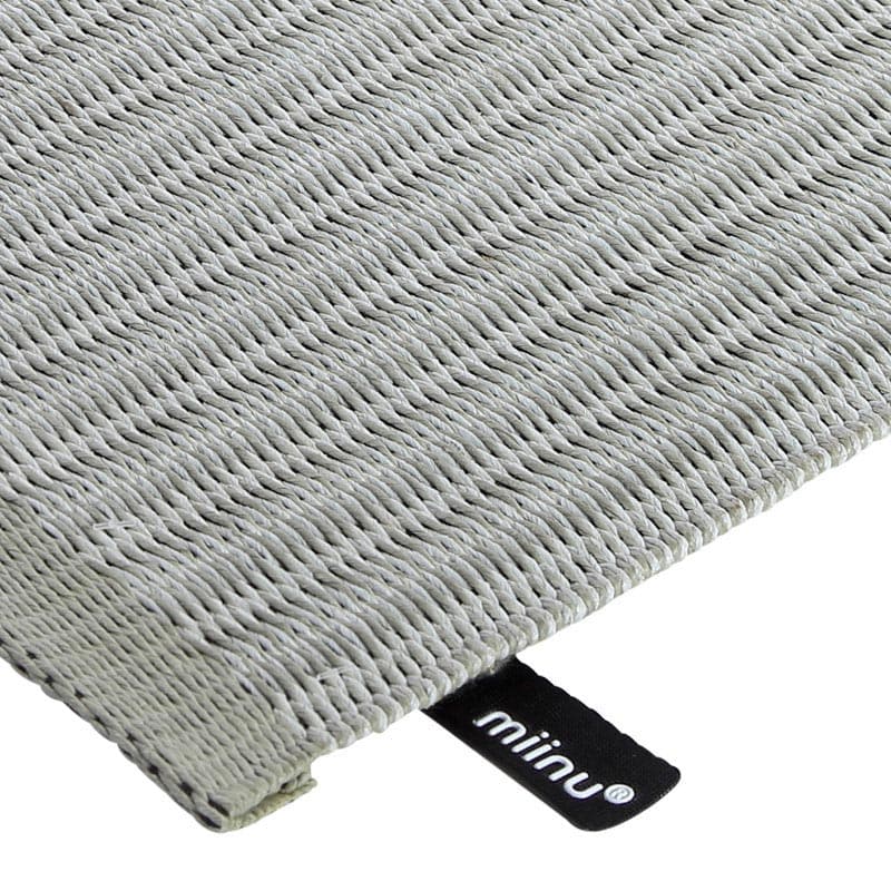 Flatbox Sync I Rug by Miinu