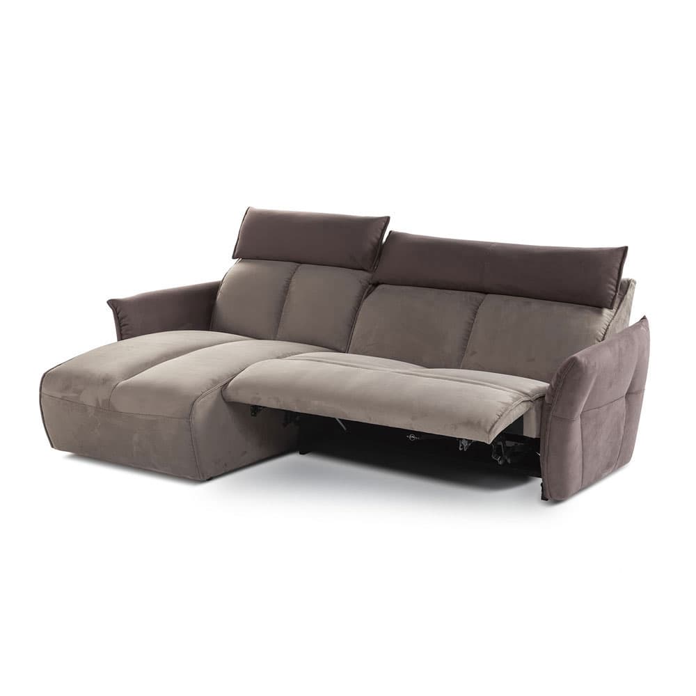 Julio Sofa by Milano Collection By Naustro Italia