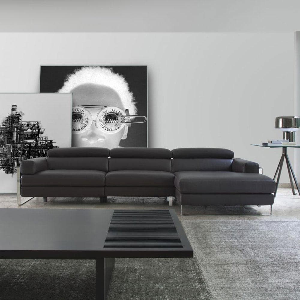 Romo Relax Sofa by Milano Collection By Naustro Italia