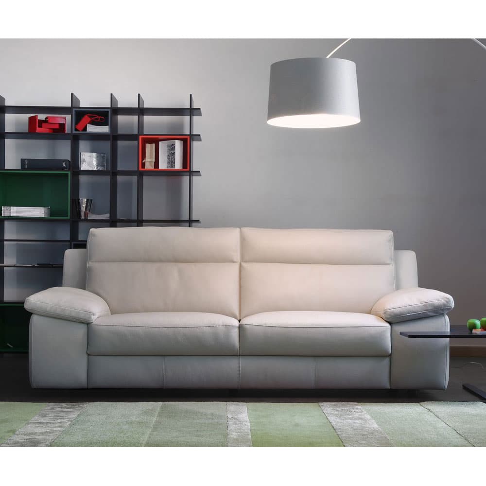 Swift Sofa by Milano Collection By Naustro Italia