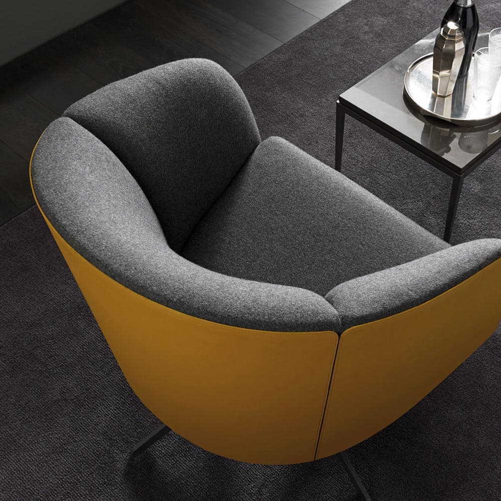 Violetta Armchair by Misura Emme