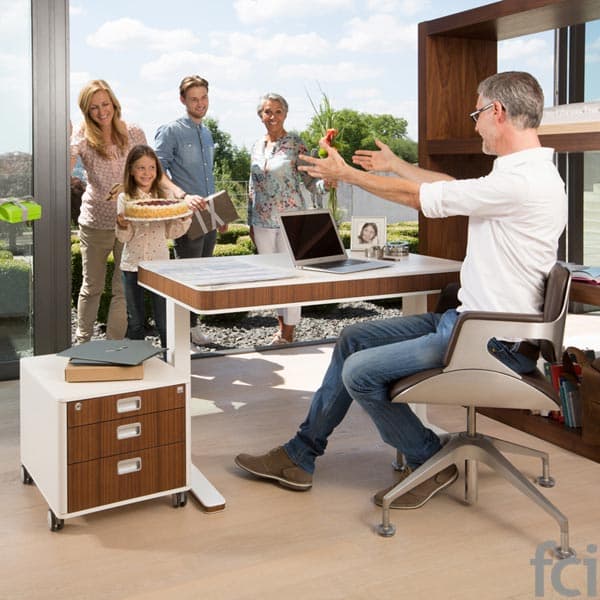 T7 Office Table by Moll