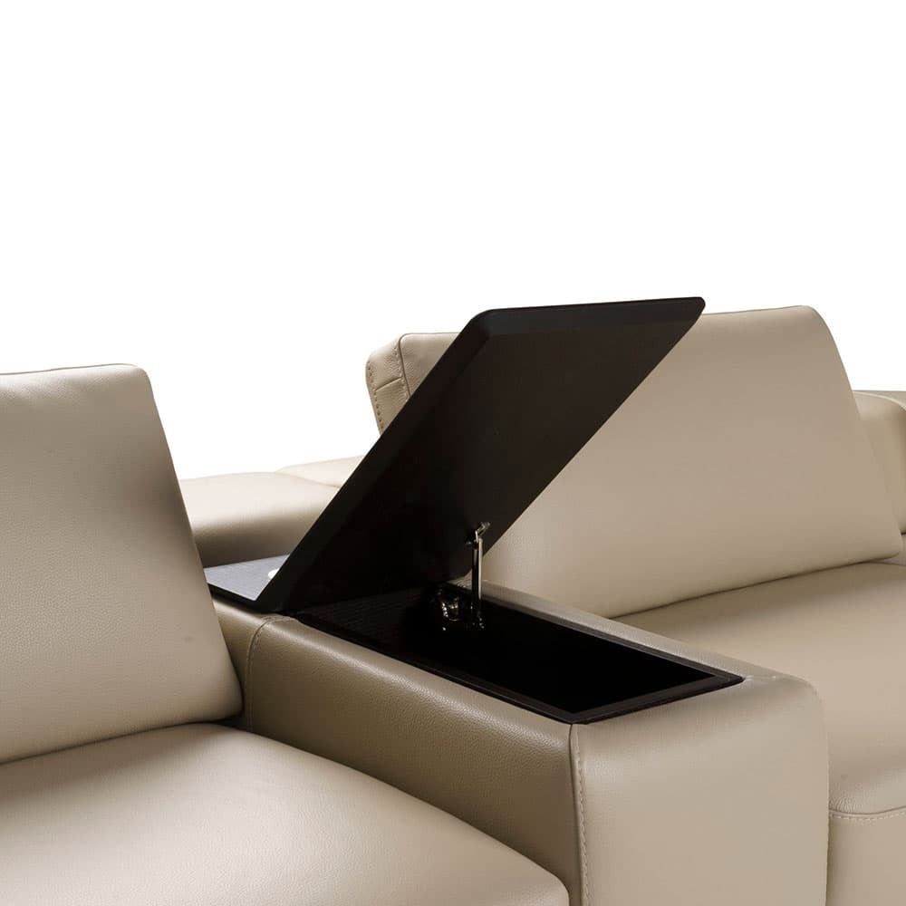 Cosmopolitan Sofa by Nexus Collection
