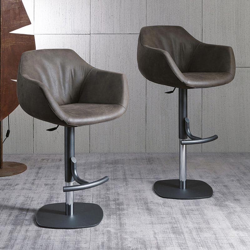 Boris Bar Stool by Ozzio Italia