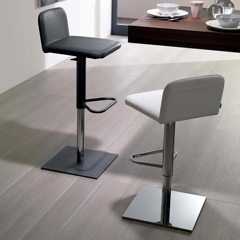 Lunette Stool Bar Stool by Ozzio Italia