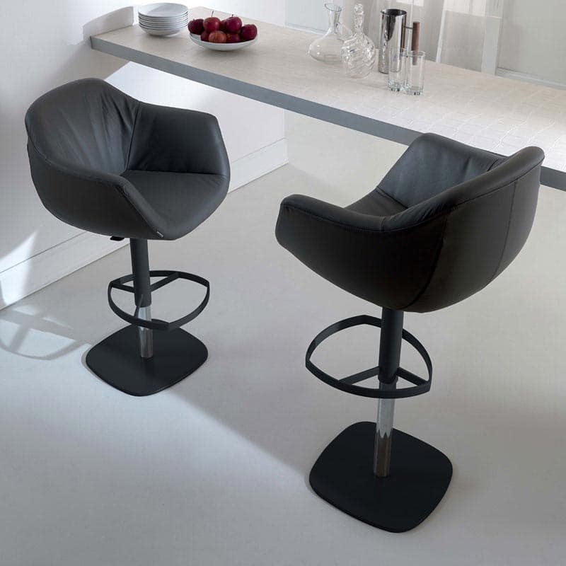 Piquet Bar Stool by Ozzio Italia