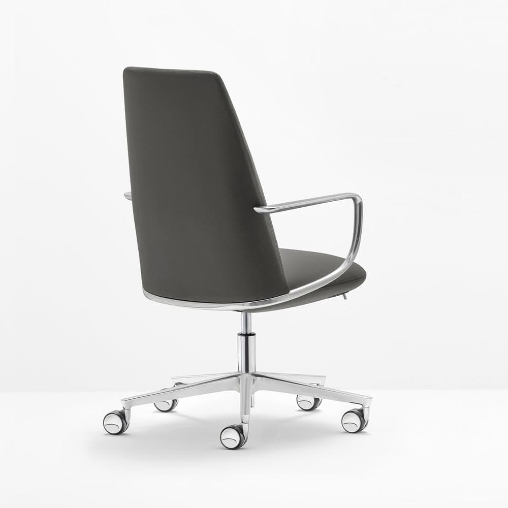 Elinor 3755 Swivel Chair by Pedrali