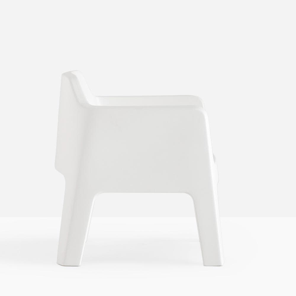 Plus 631 Outdoor Seating by Pedrali